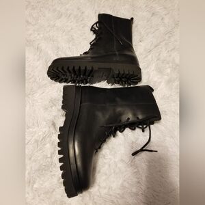 COS black chunky sole combat/moto boots SZ 41